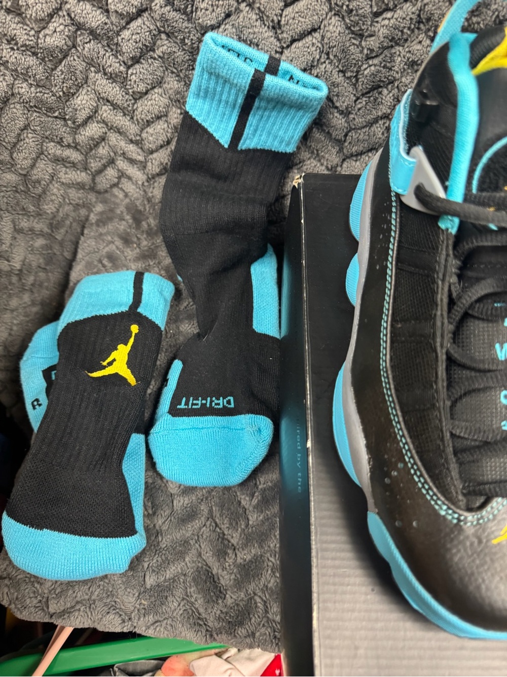 Jordan 6 Rings - Picture 3 of 4